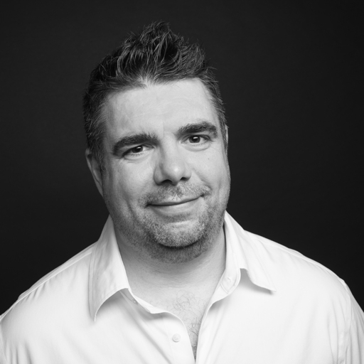 A headshot of VP of Product for Mirakl Ads Cédric Epiard.