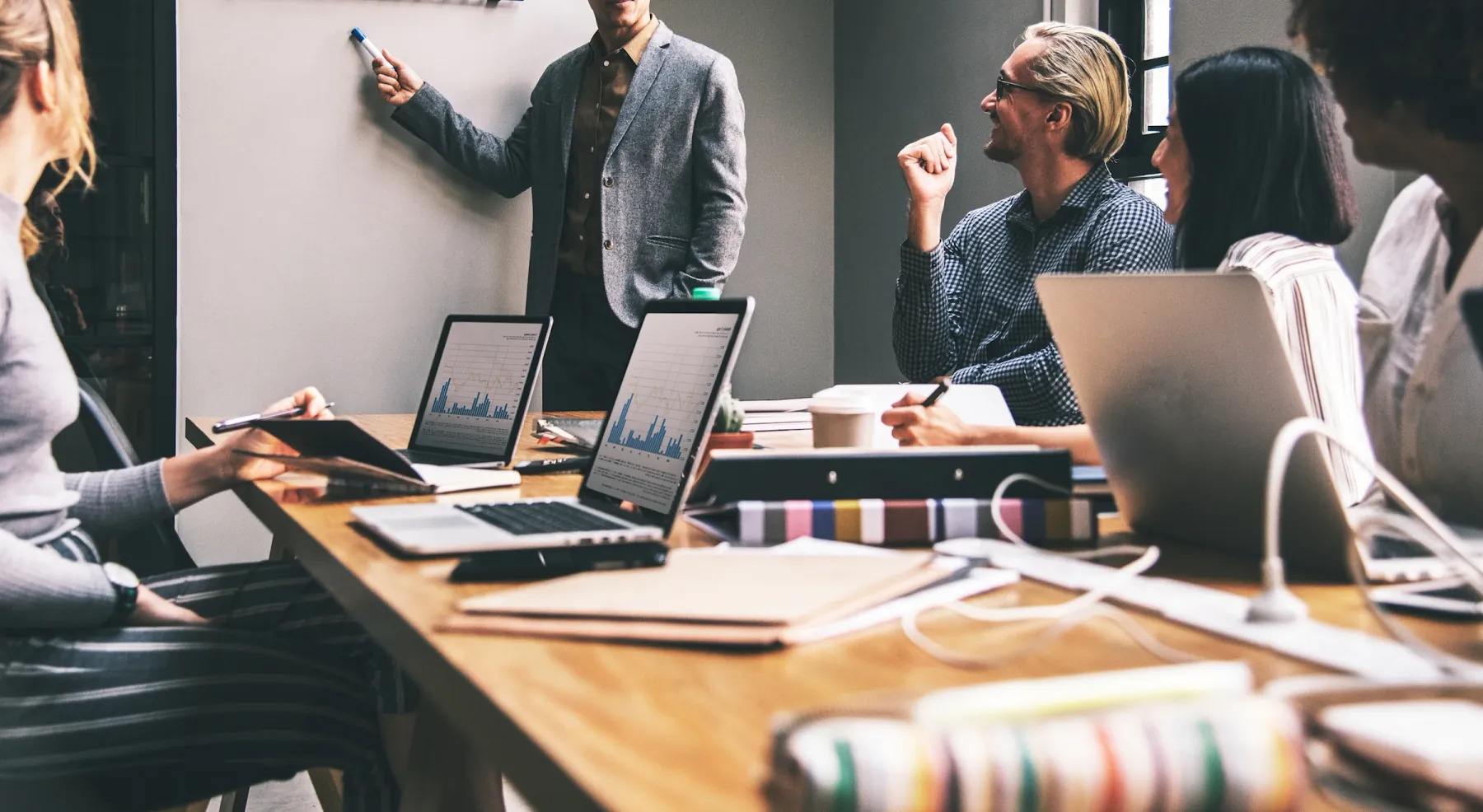 How to Manage Product Content Quality at Marketplace Scale